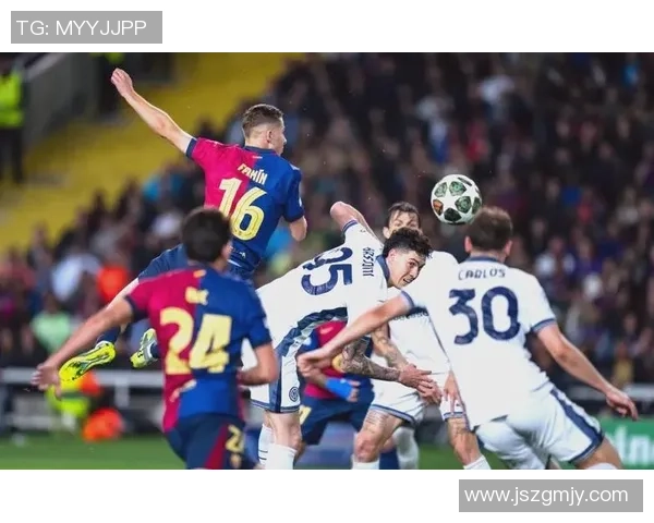 巴塞罗那激战豪门球队，赛季精彩对决全程回顾