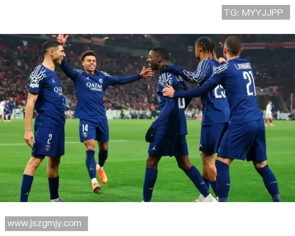 巴黎圣日耳曼崛起之路 从荣耀到挑战的足球传奇